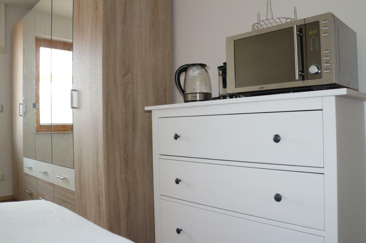 Romantische Ferienwohnung Mit Fantastischem Ausblick, Pool Und Gartensauna Йена Екстериор снимка